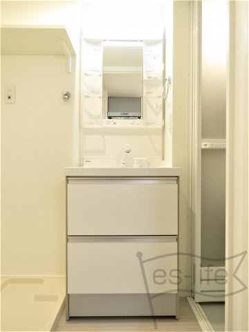 セゾン関目高殿の独立洗面台