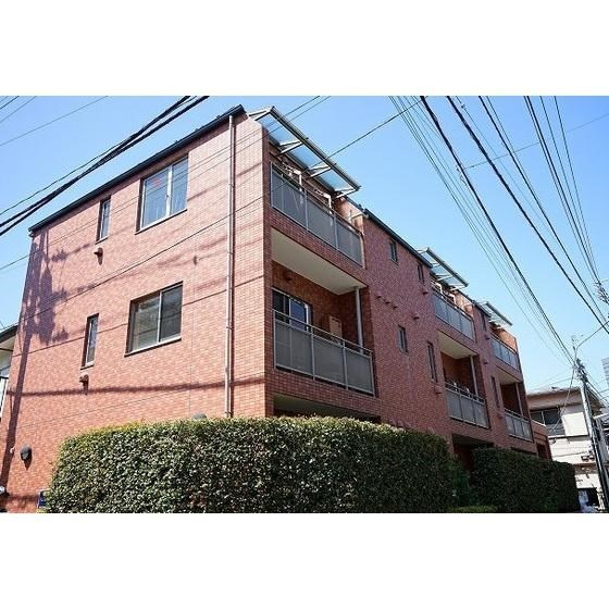 ポルタ西新宿の外観