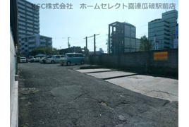 サンハイツ駐車場の外観