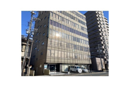 桐美ビル8Fの外観