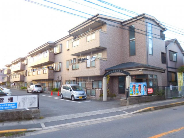 サンライズ高槻の外観