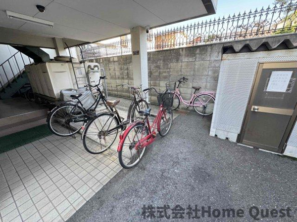 レジェンド布施の外観