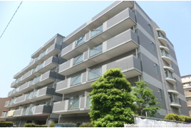 さいたま市浦和区常盤のマンションの外観