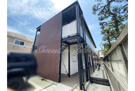 藤沢市片瀬海岸のアパートの外観