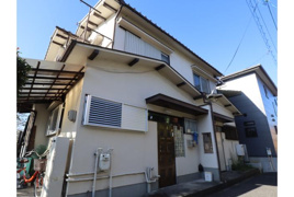 生駒市中菜畑のテラスの外観