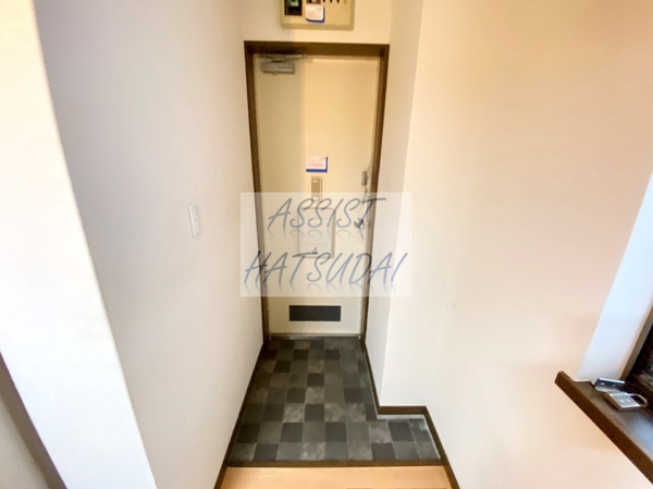 プルミエ駒沢Ｂの玄関