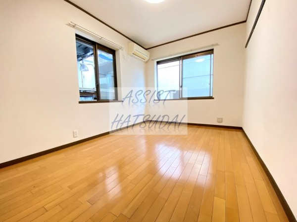 プルミエ駒沢Ｂの居間