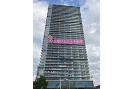 幕張ベイパークライズゲートタワーの外観