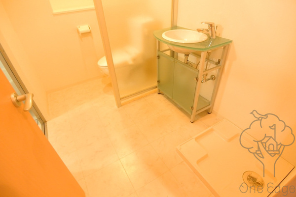 プランドール中津の洗面所