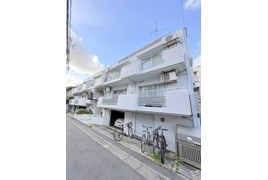 エラール駒場の外観