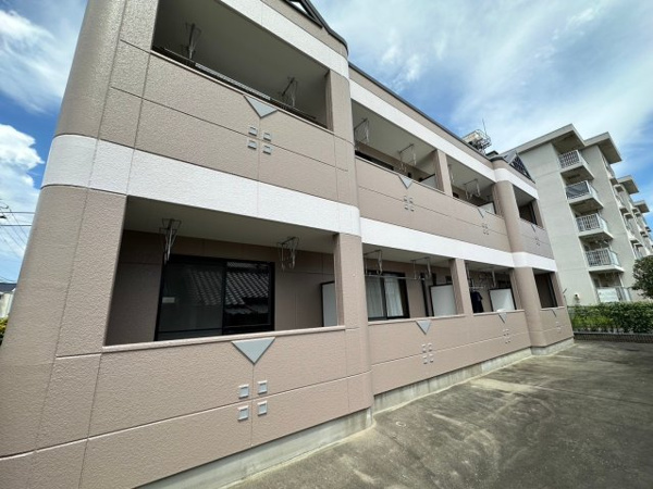 レヴールの画像