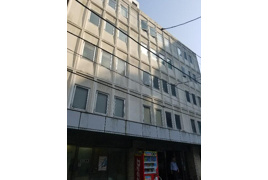 相互新富ビルの外観