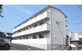 鹿児島市東谷山のアパートの外観