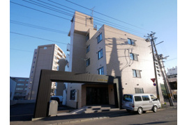 ヴィラサカエ豊平の外観