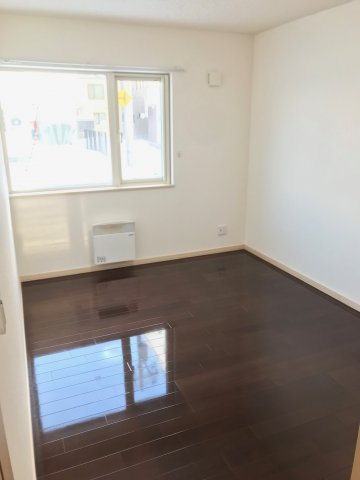 【ガーデンコート森の幹の寝室】