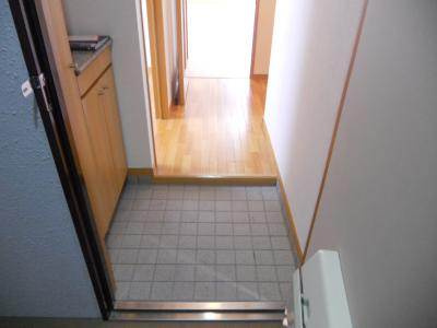 トゥー・ル・モンド京都五条の玄関