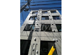 ワイズコートアカバネの外観