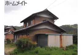 山県市貸家の外観