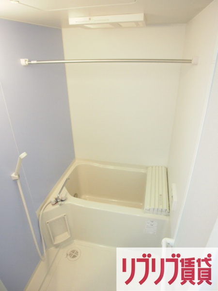 Riria本千葉弐番館の浴室