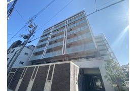 シャイニング布施離宮の外観