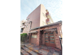 三浦市南下浦町上宮田のマンションの外観