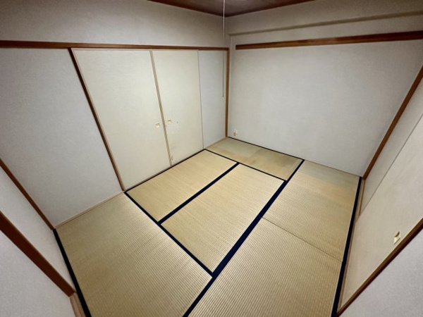 ロイヤルハイツ藤井寺の和室