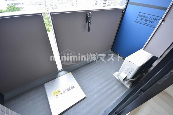 S-RESIDENCE難波Brillerのバルコニー