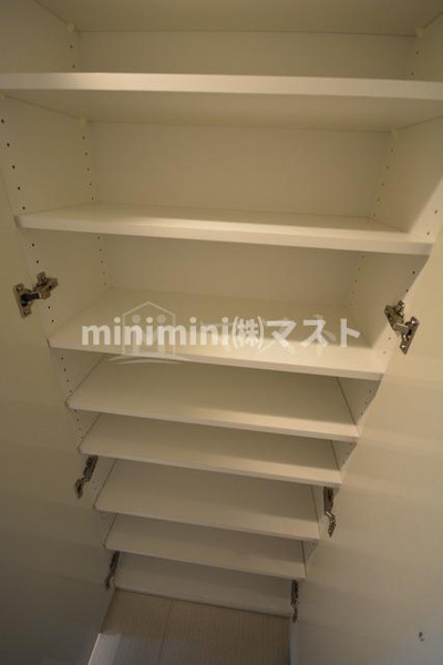 S-RESIDENCE難波Brillerの収納