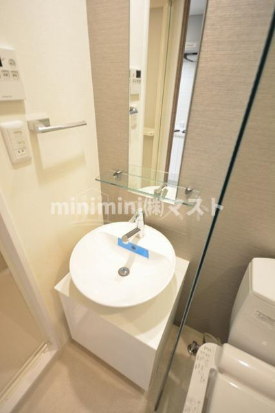 S-RESIDENCE難波Brillerの洗面所