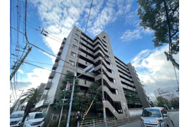 大阪市住之江区北加賀屋のマンションの外観