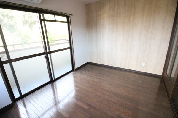 プラザダイエー草津の居間