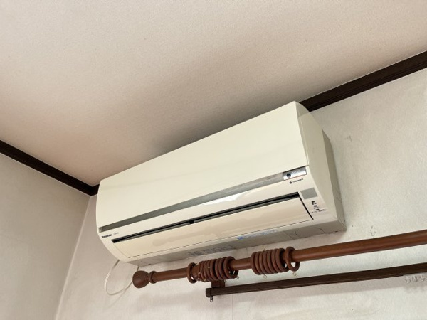 【泥亀1丁目貸家のその他設備】