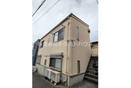 横浜市神奈川区七島町のアパートの外観