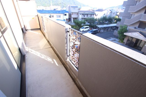 【シャルマン財官Ⅰのバルコニー】