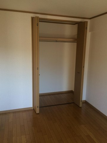 迫田ビル2の洋室