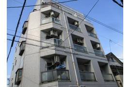 クローバー西住之江の外観