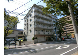 サングローリーの外観