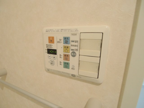 【フォブール川内の浴室】