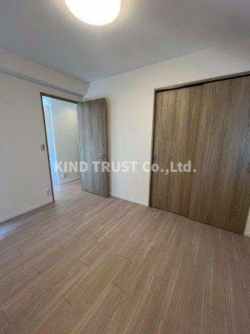 ノーブル南森町Ⅱ番館の居間