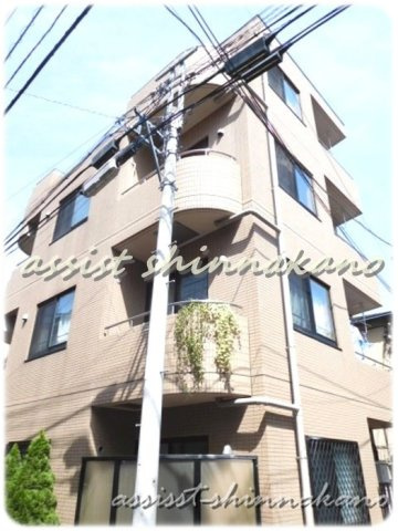 新中野AKヒルズの外観