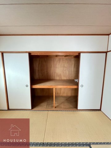 ロイヤルハイツ千里の収納