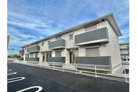 ルグラン亀山の外観