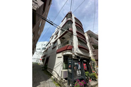 鹿児島市新屋敷町のマンションの外観