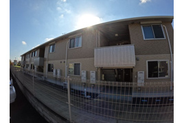 チャルルKの外観