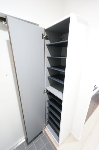 【パークレジデンス八幡の収納】