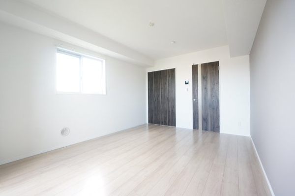 【パークレジデンス八幡の居間】