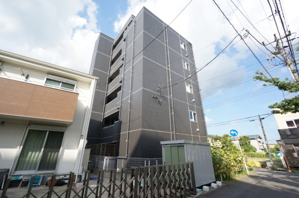 【パークレジデンス八幡の外観】