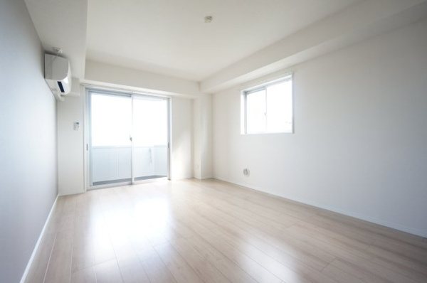 【パークレジデンス八幡の居間】