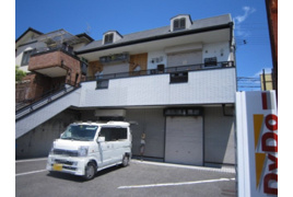 旭ヶ丘3丁目テナントの外観