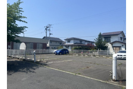 盛岡市北松園の駐車場の外観